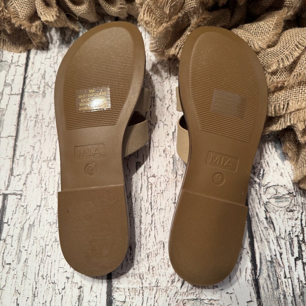 NWOT Womens Slide On Sandals Tan Brown - Picture 3 of 3